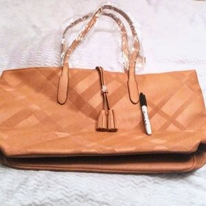 NWT Women's Large Tote Bag Faux Leather